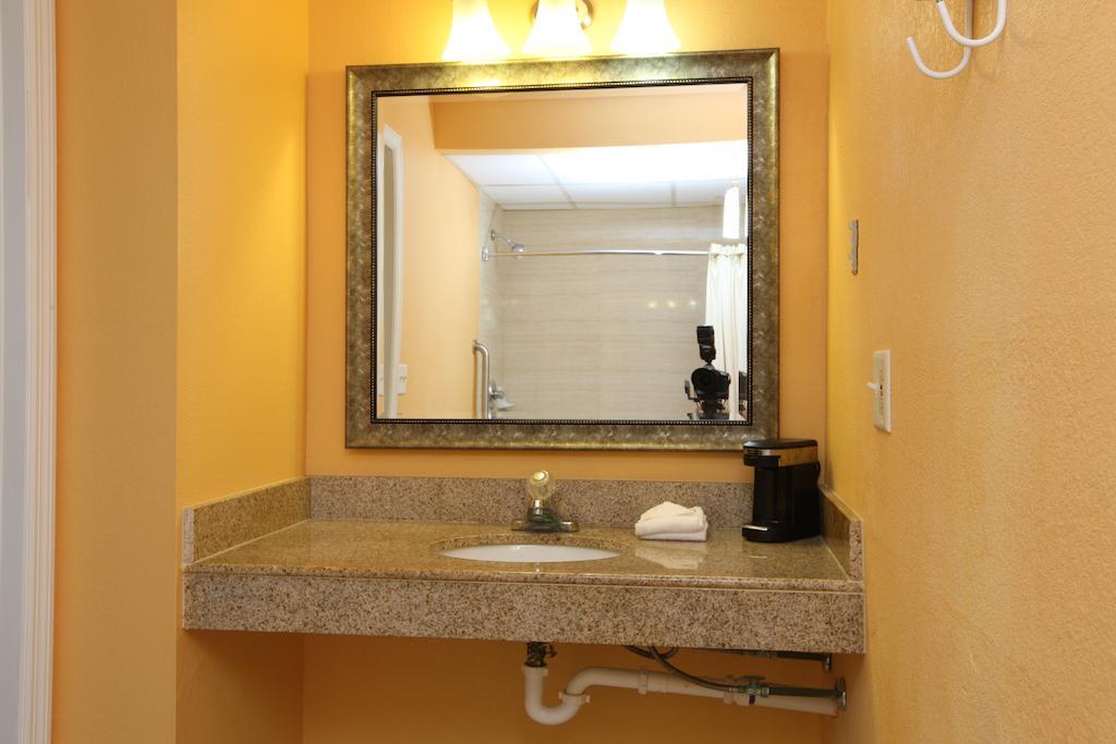 Budgetel Inn Glens Falls-Lake George Zimmer foto