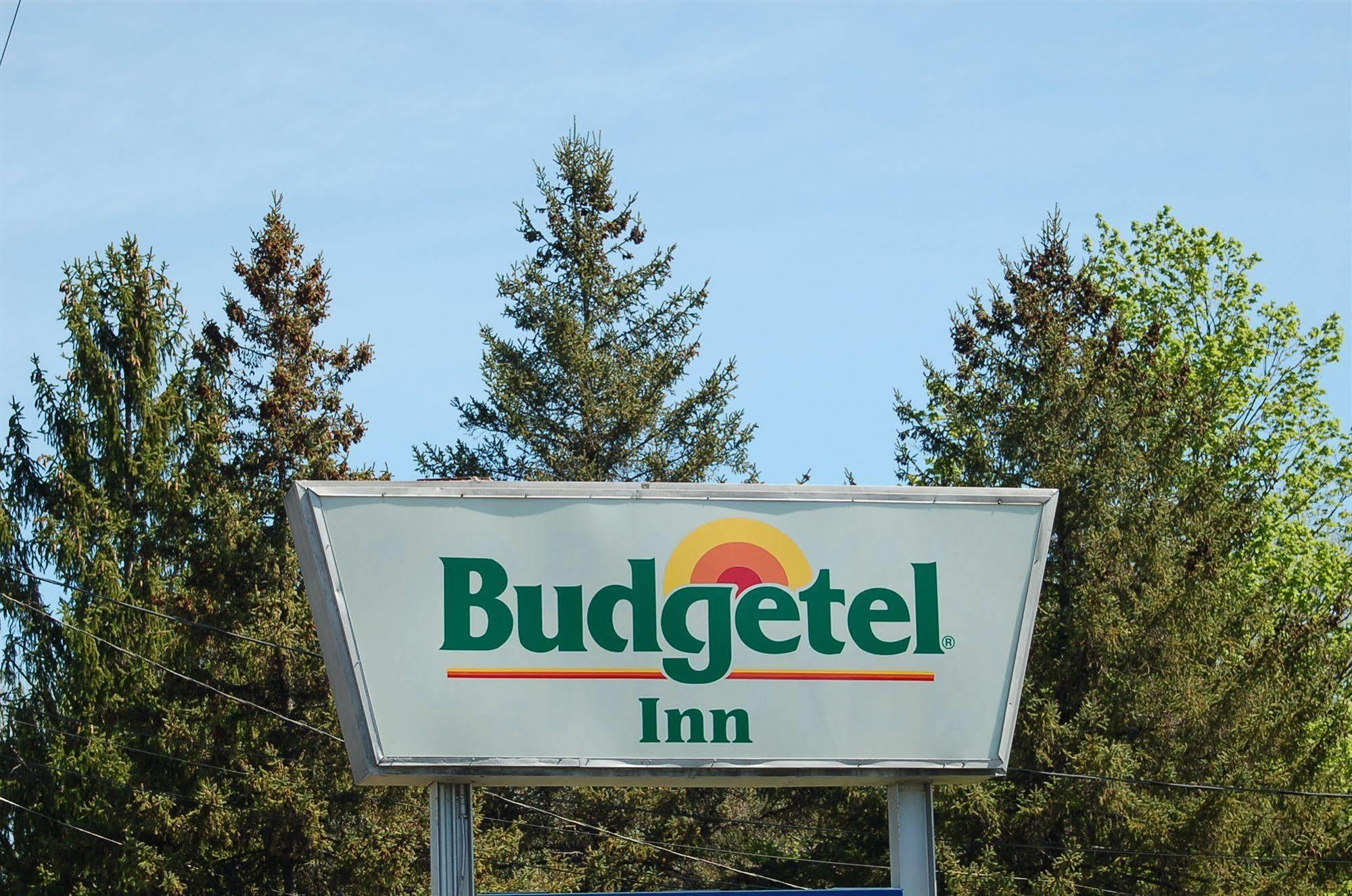 Budgetel Inn Glens Falls-Lake George Exterior foto